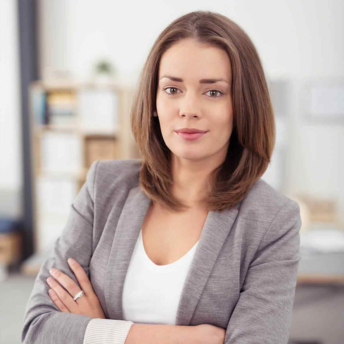 https://nourishandtransform.com/wp-content/uploads/2018/01/img-team-member-01.jpg
